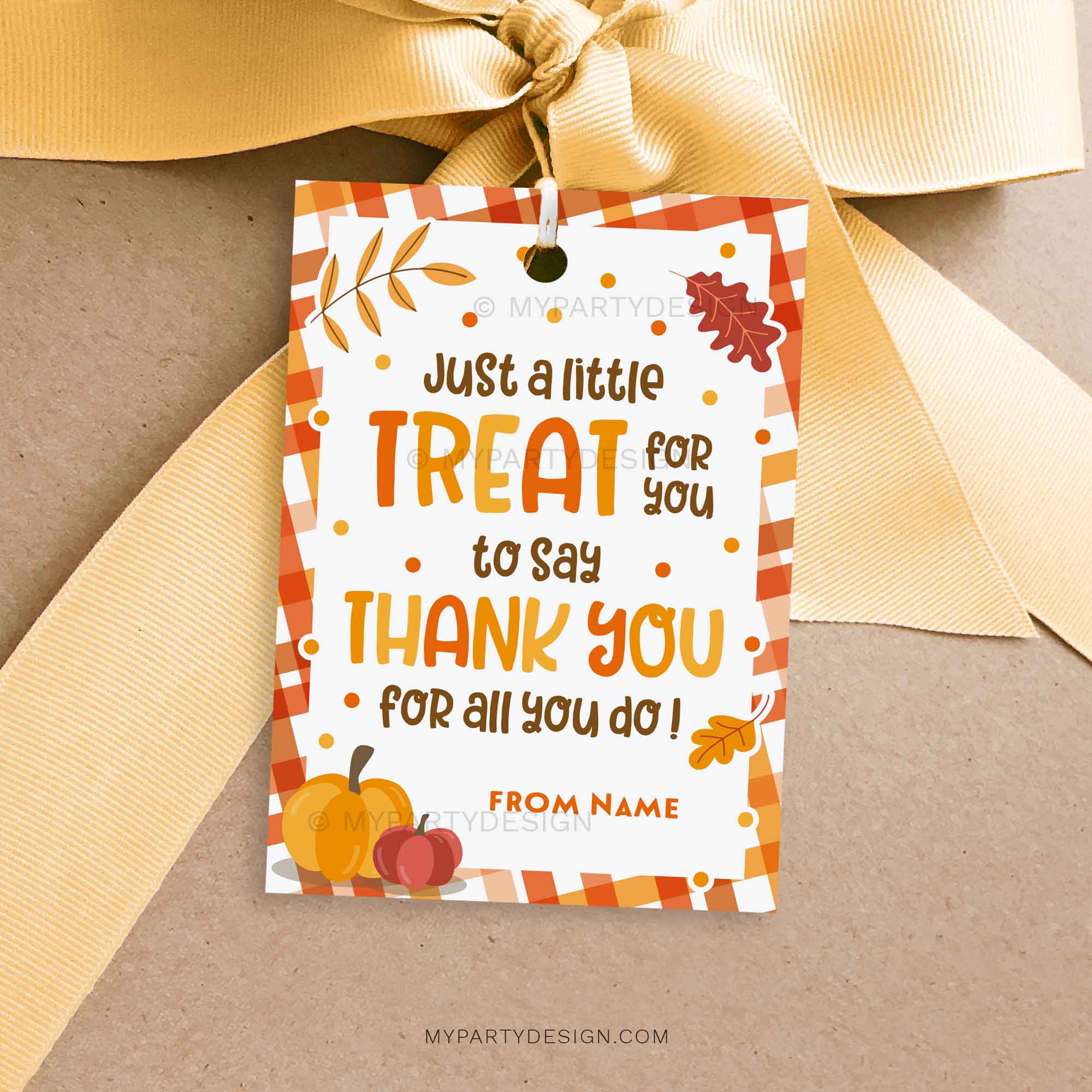 FALL-GIFT-TAGS-TREAT-TO-SAY-THANK-YOU-00A fall treat to say thank you gift tag for fall appreciation gifts