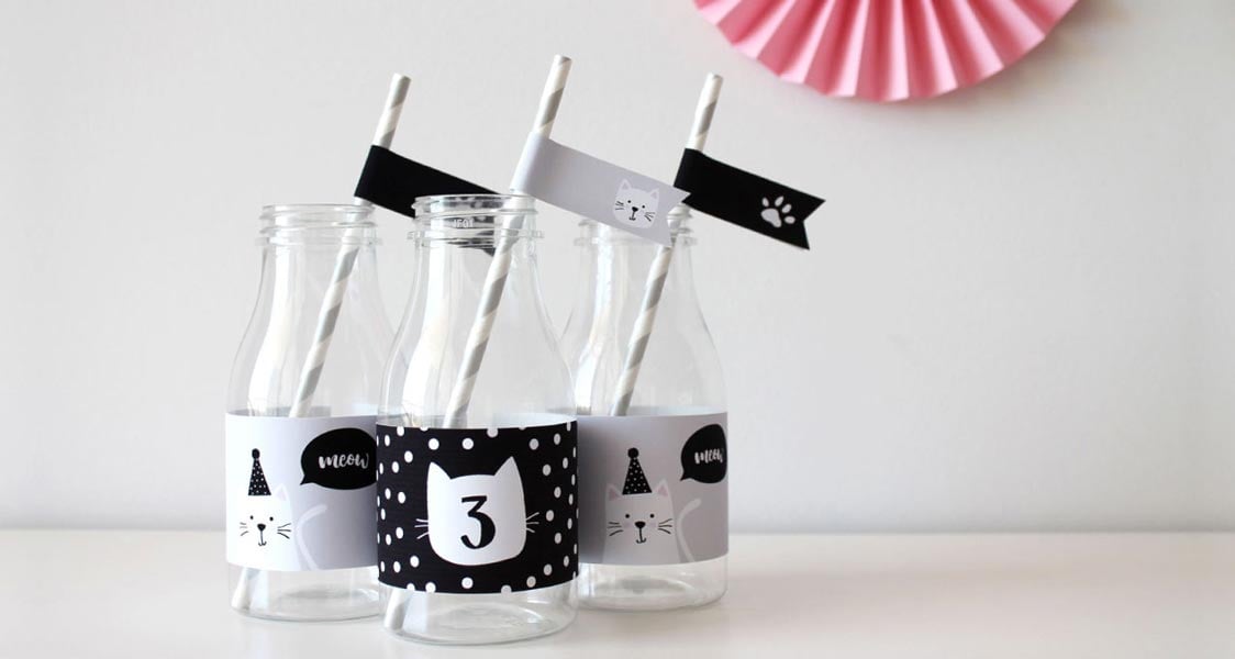 cat party bottle labels and straw decoration in black and grey